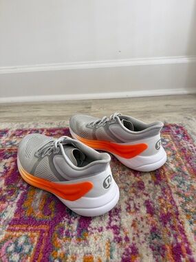 Lululemon Women’s Blissfeel Running Shoe in Vapor/Highlight Orange/White